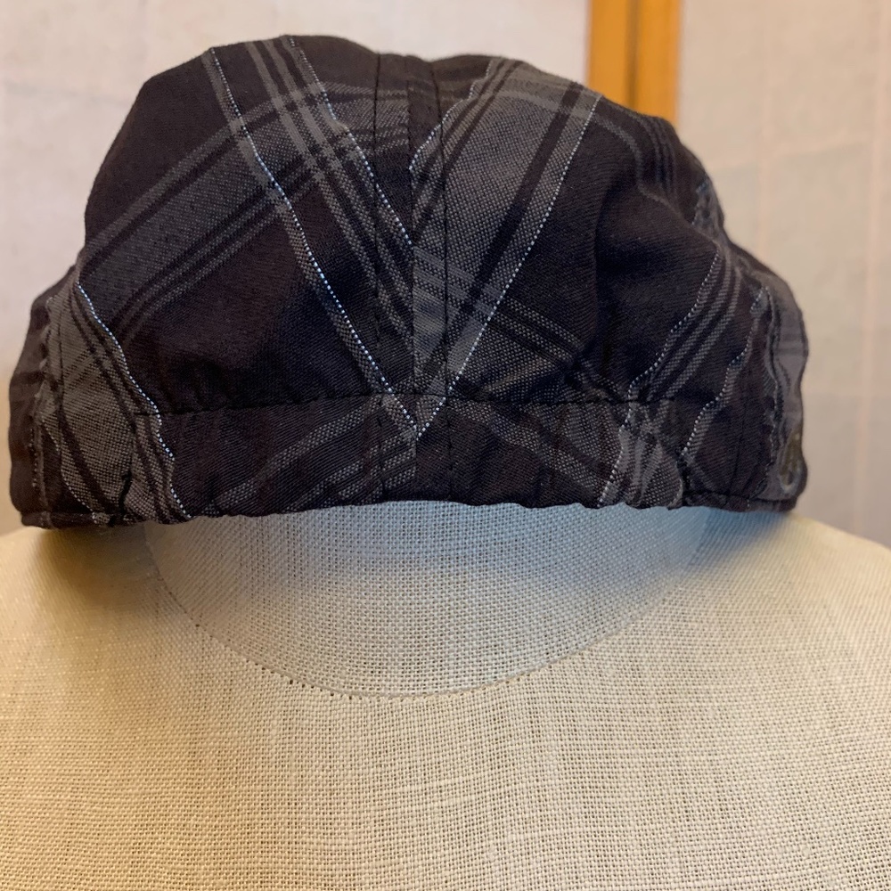 Two hats! - Picture 8 of 9